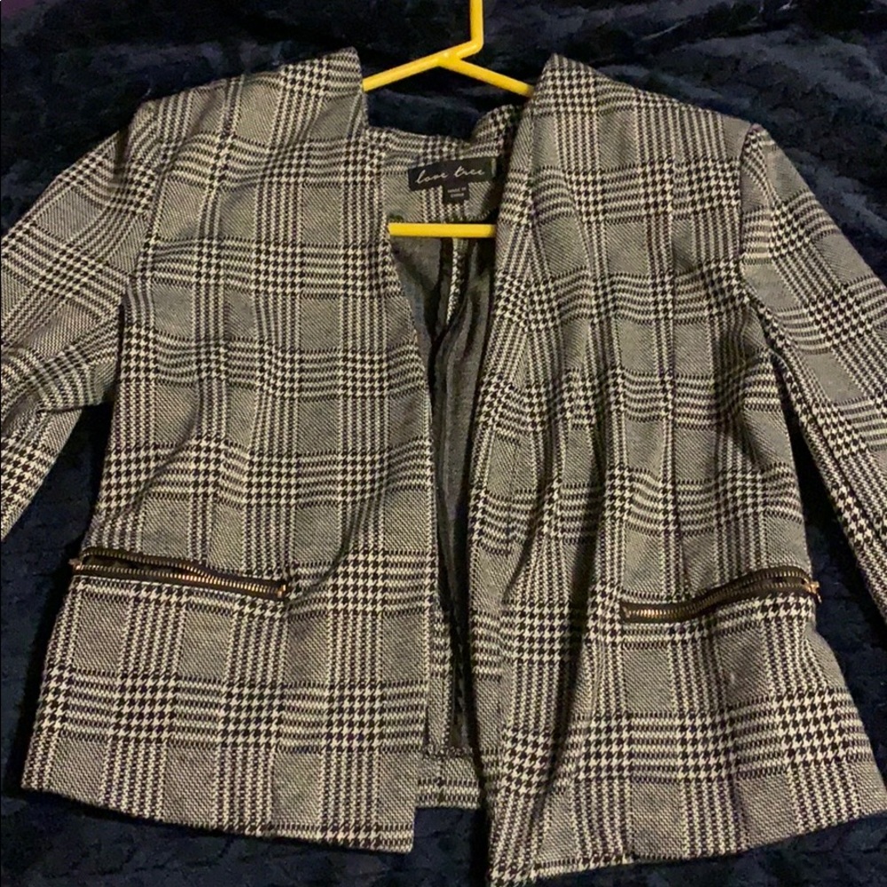 Love tree pullover